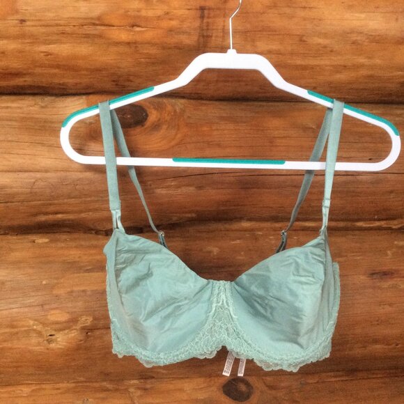 Victoria's Secret Push Up Without Padding Aqua Underwire Like New Bra Size 36DDD - Picture 1 of 7
